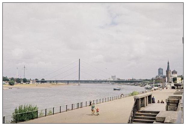 Rheinpromenade (Düsseldorf) #13